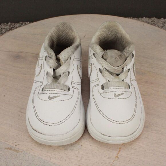 Title: Nike Air Force 1 Toddler 4C White Leather Low Sneakers Classic Casual - Picture 4 of 11